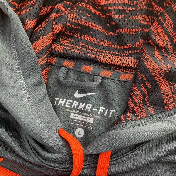 nike therma fit hoodie - Picture 3 of 3
